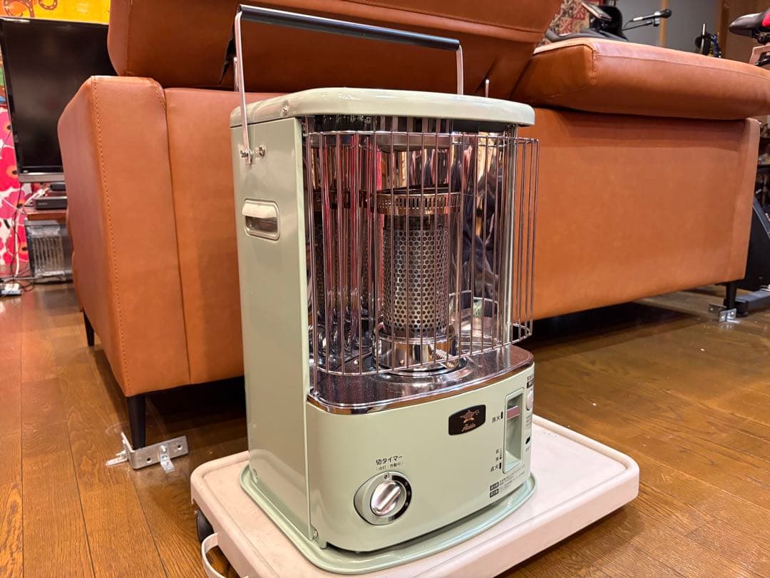 カスタム、アラジン灯油ストーブ ミントグリーン