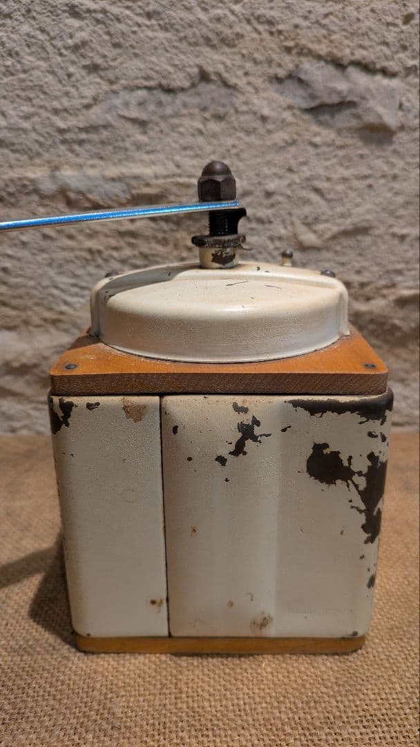 【実働品】【オーバーホール済】フランスアンティーク　プジョー　メタルコーヒーミル