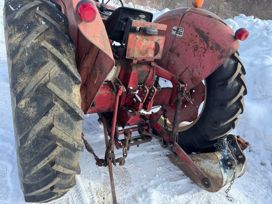 コマツインターナショナル５２３　トラクター　ジャンク品