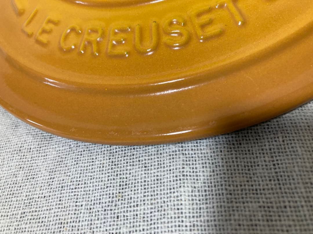 ル・クルーゼ　ココットロンド　18㎝　イエロー系　美品です