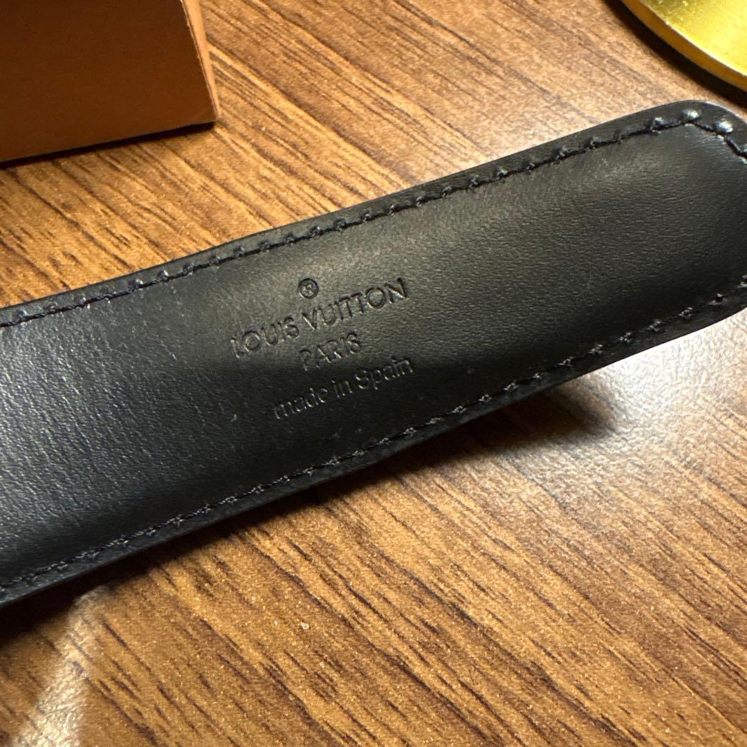 Louis Vuitton ブラック ベルト ゴールドバックル