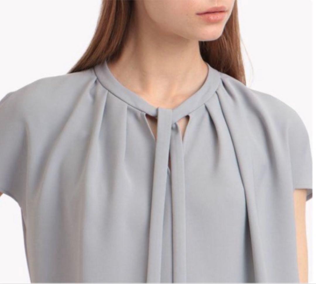 theory luxe 22SS 完売 ウォッシャブル キーネック ブラウス