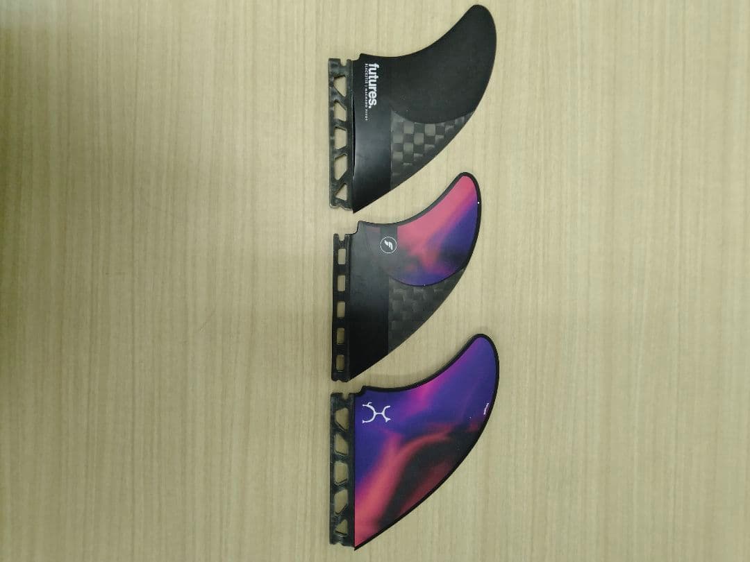 ★Futures Rob Machado Pivot フィンLサイズ中古★