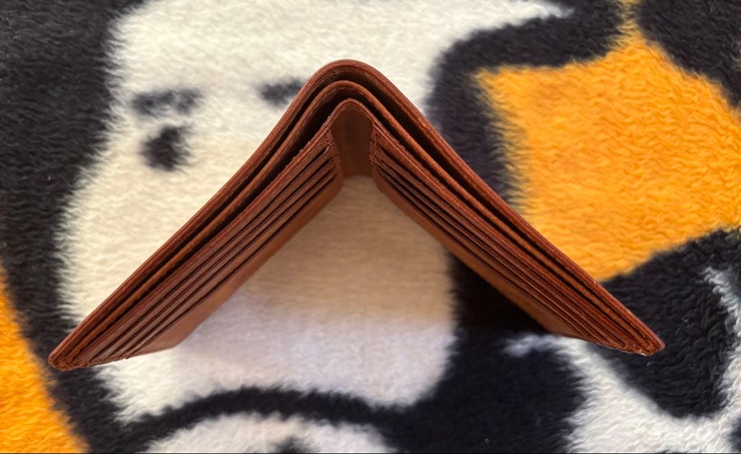 RYU 本革 二つ折り財布 ブラウン