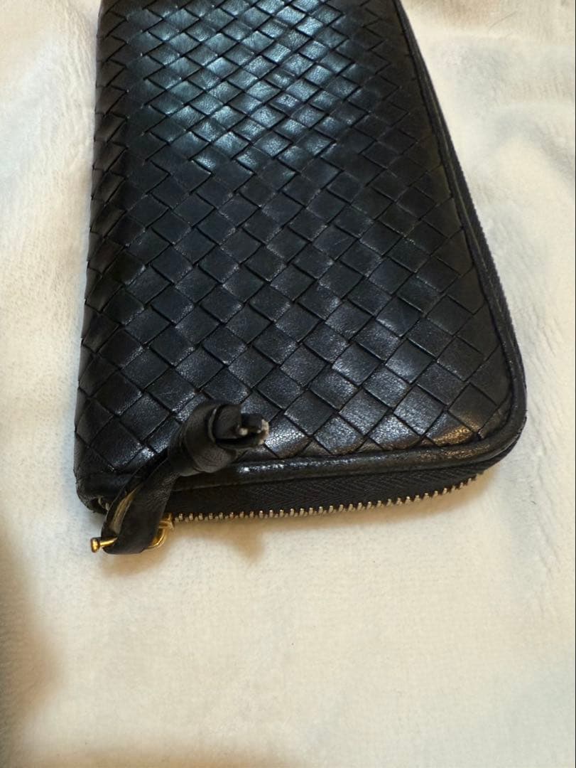 【シジュウカラ】BOTTEGA VENETA イントレチャート 長財布
