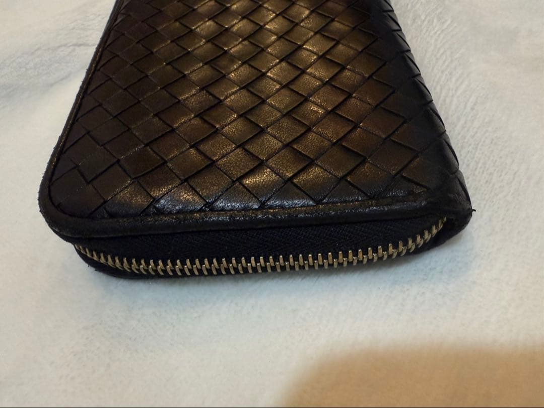 【シジュウカラ】BOTTEGA VENETA イントレチャート 長財布