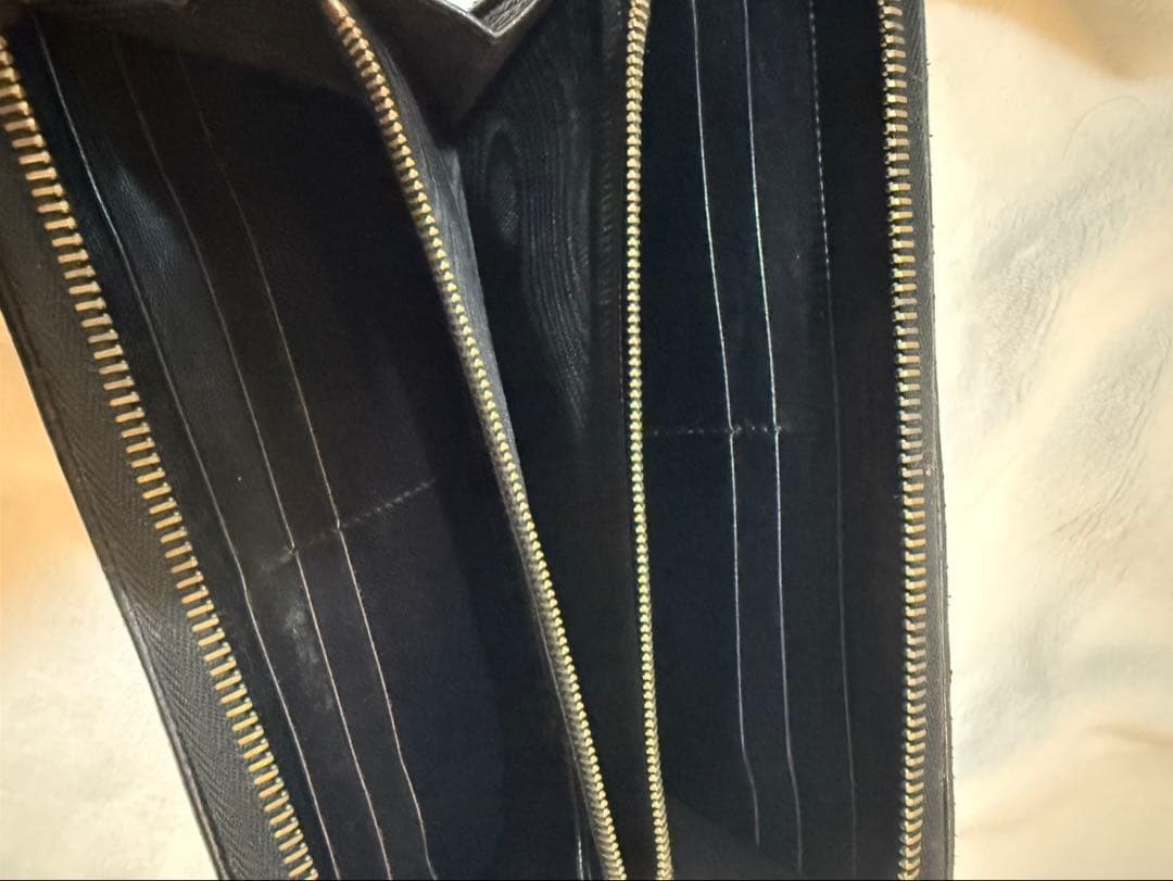 【シジュウカラ】BOTTEGA VENETA イントレチャート 長財布