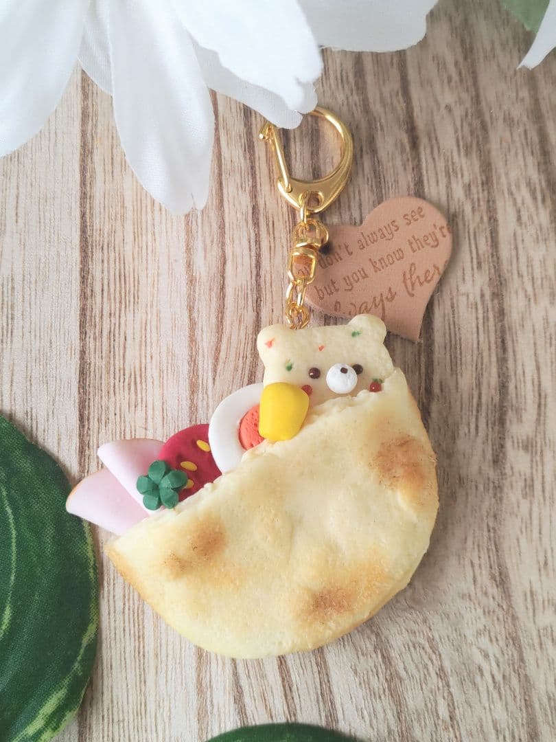 ♡ピタパンサンド♡　フェイクスイーツ　チャーム　樹脂粘土　キーホルダー