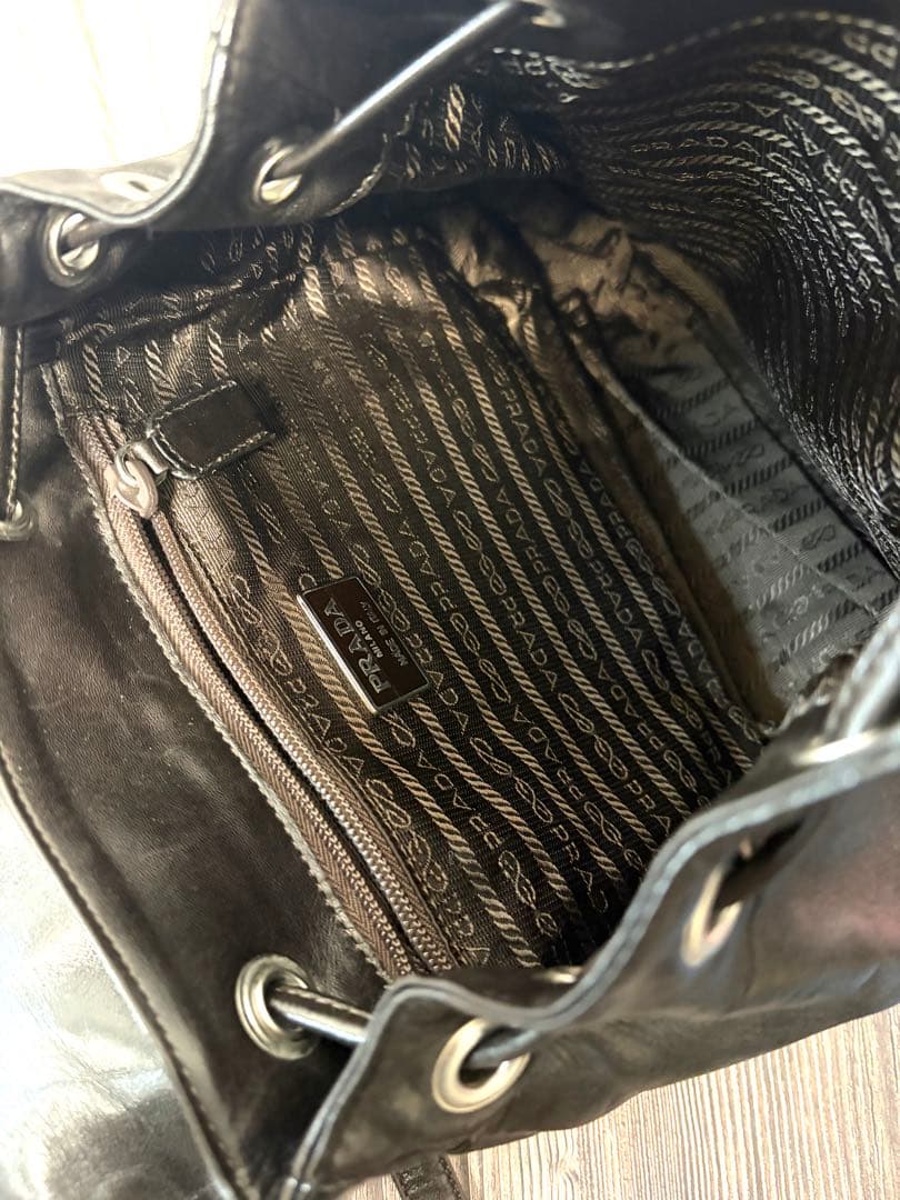 PRADA ブラウン　レザー ミニサイズ　バックパック