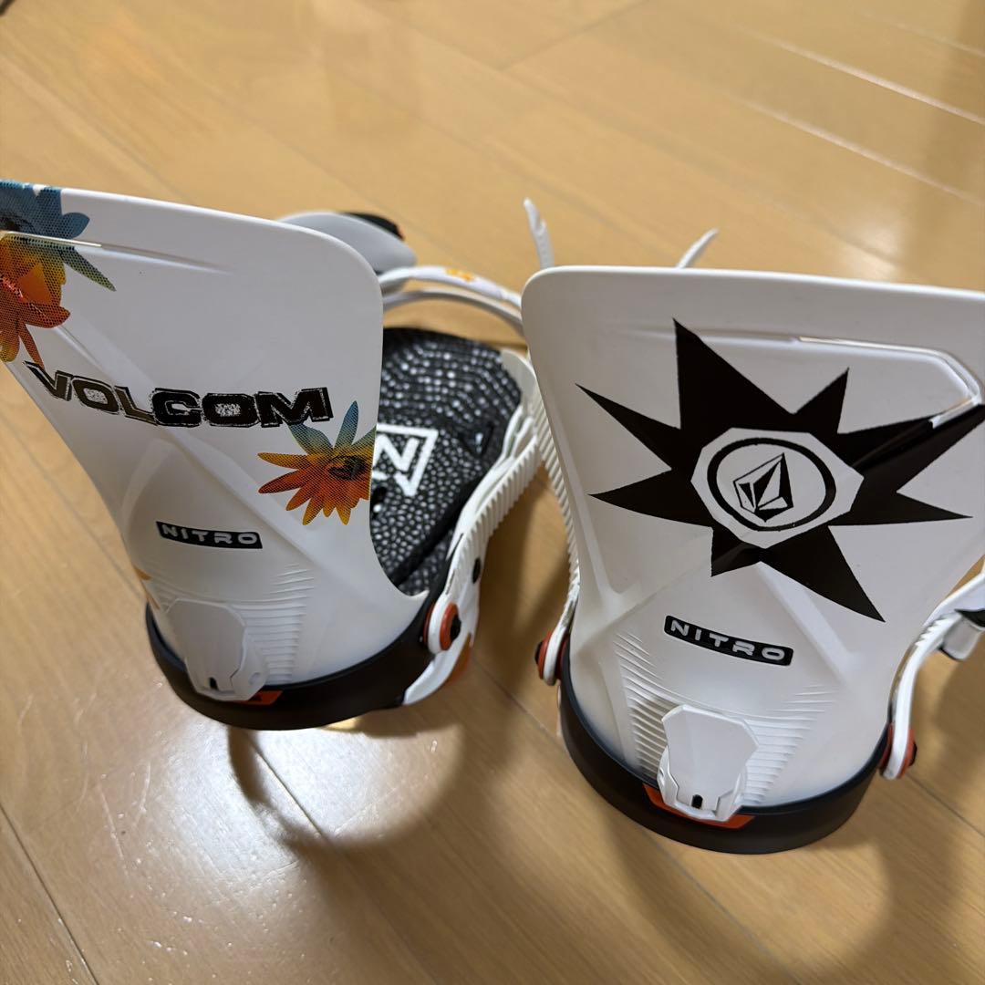 VOLCOM✖️NITRO バインディング