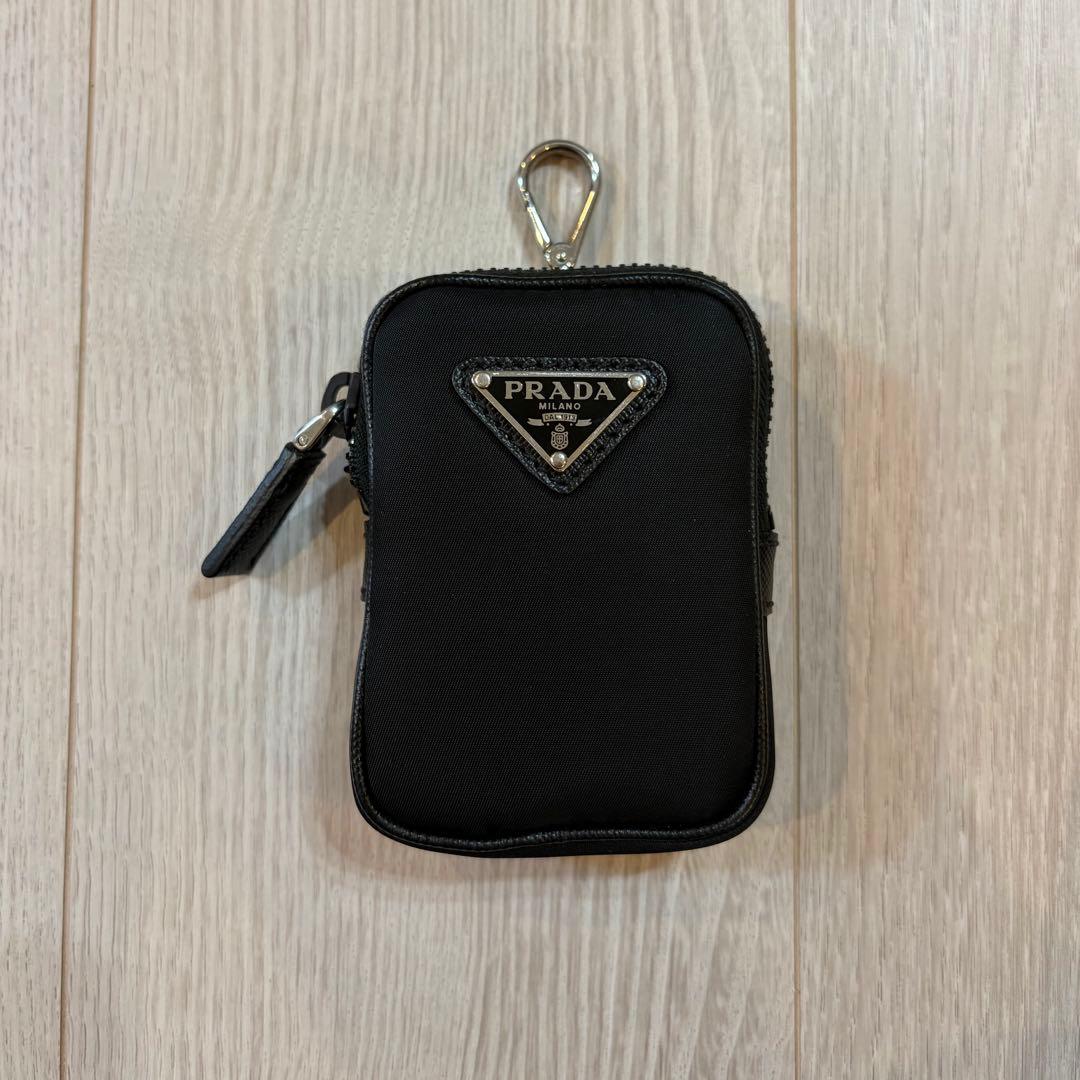 美品 PRADA ナイロン ミニポーチ イヤホンケース トライアングルロゴ