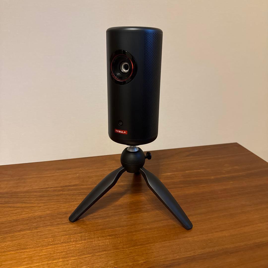 Anker Nebula Capsule 3 Laser／家庭用プロジェクター