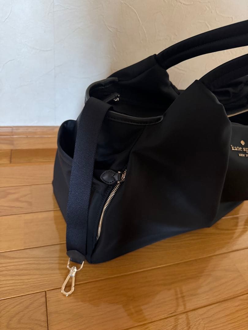 未使用　kate spade マザーズバッグ おむつ替えシート付き
