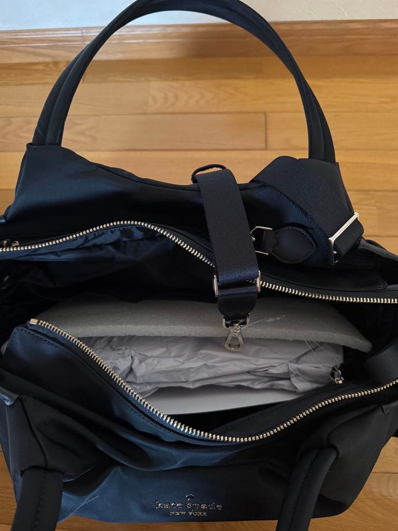 未使用　kate spade マザーズバッグ おむつ替えシート付き