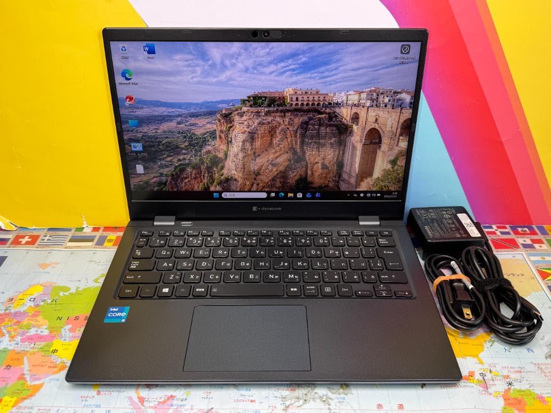 美品 東芝 dynabook G83/HS 13.3型 第11世代 ノートPC