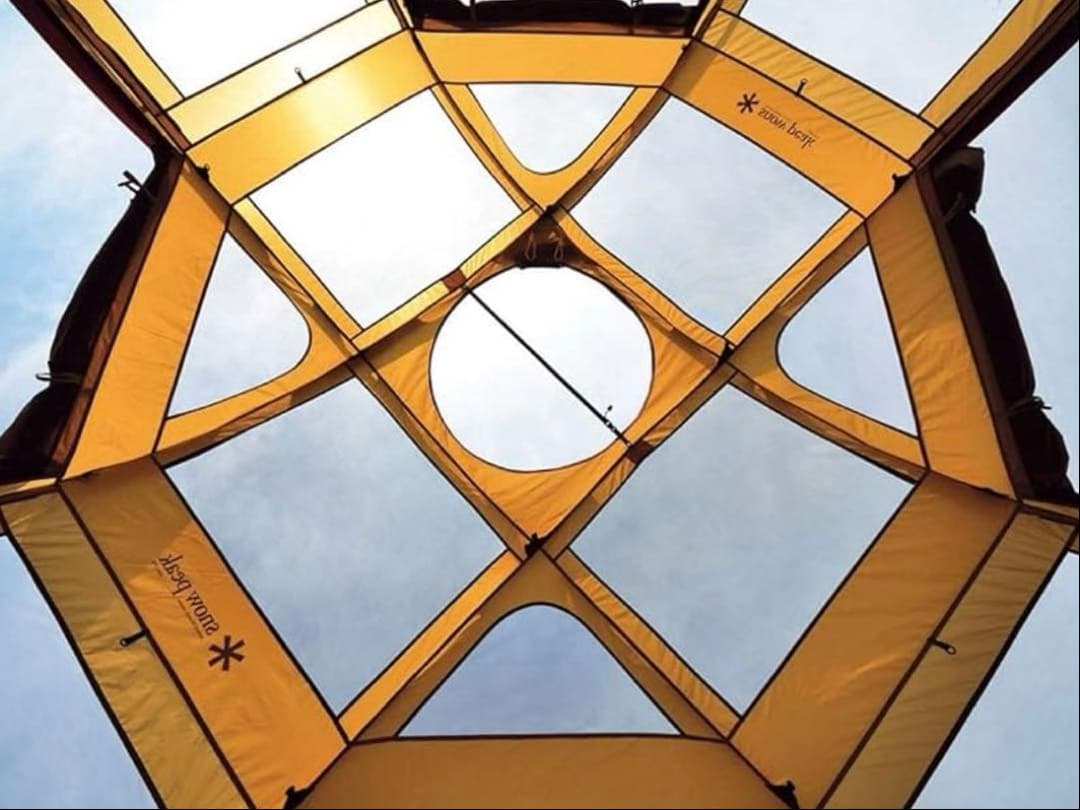  Peak ラウンジシェル &フロアマット　他オプション付き