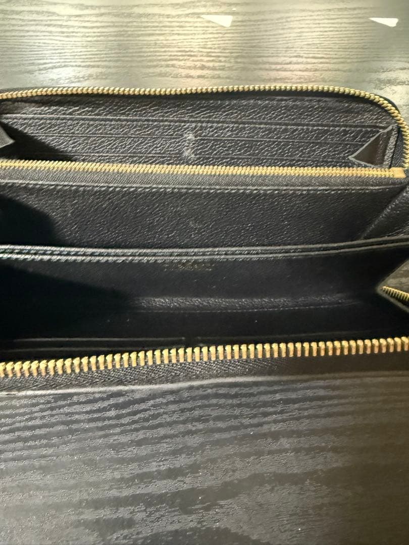 Louis Vuitton ブラックレザー 長財布