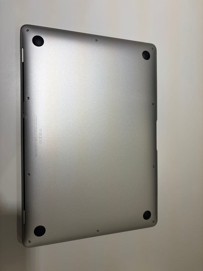 M1 MacBook Air 13インチ 8GB / 256GB シルバー