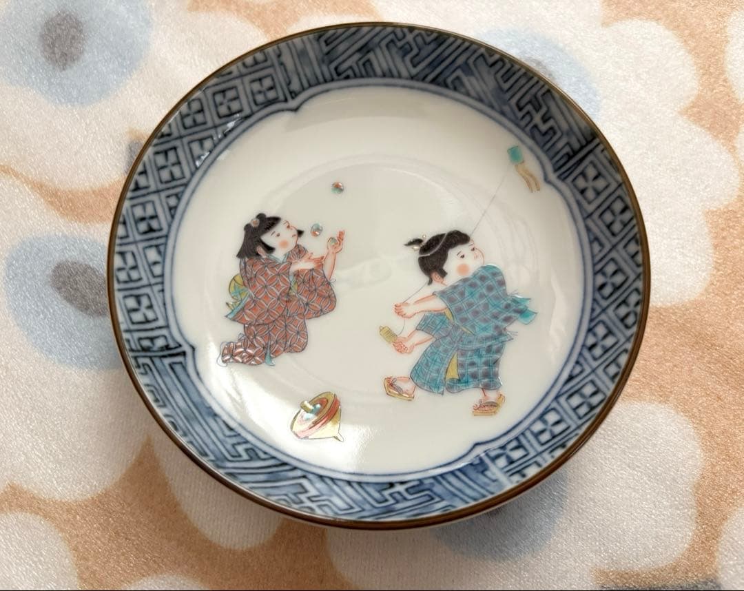 SALE✩.*˚ 九谷焼 清山 わらべ絵 小皿 6点セット