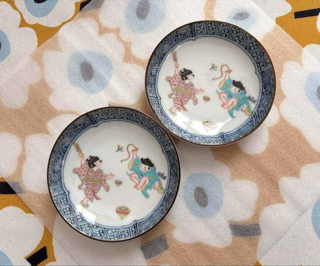 SALE✩.*˚ 九谷焼 清山 わらべ絵 小皿 6点セット