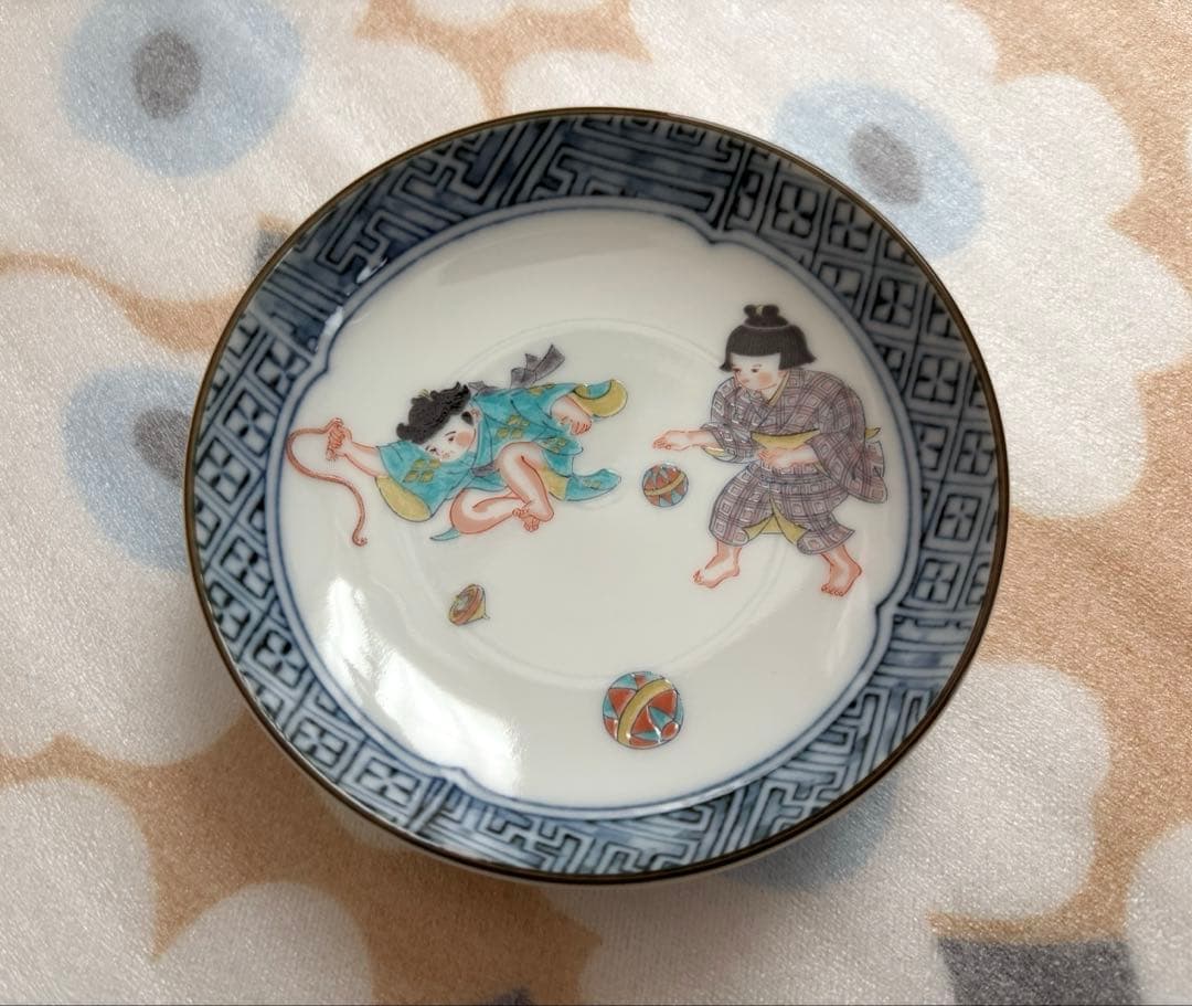 SALE✩.*˚ 九谷焼 清山 わらべ絵 小皿 6点セット