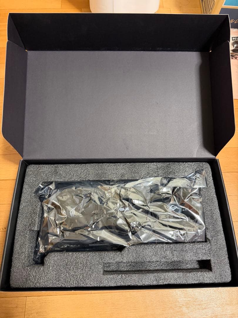 グラフィックボード・グラボ・ビデオカード ASUS ROG STRIX Radeon RX 5700 XT