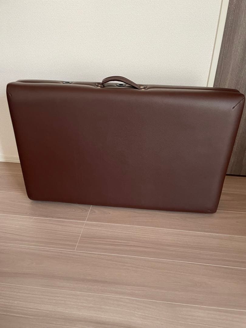 マッサージベッド　折りたたみベッド