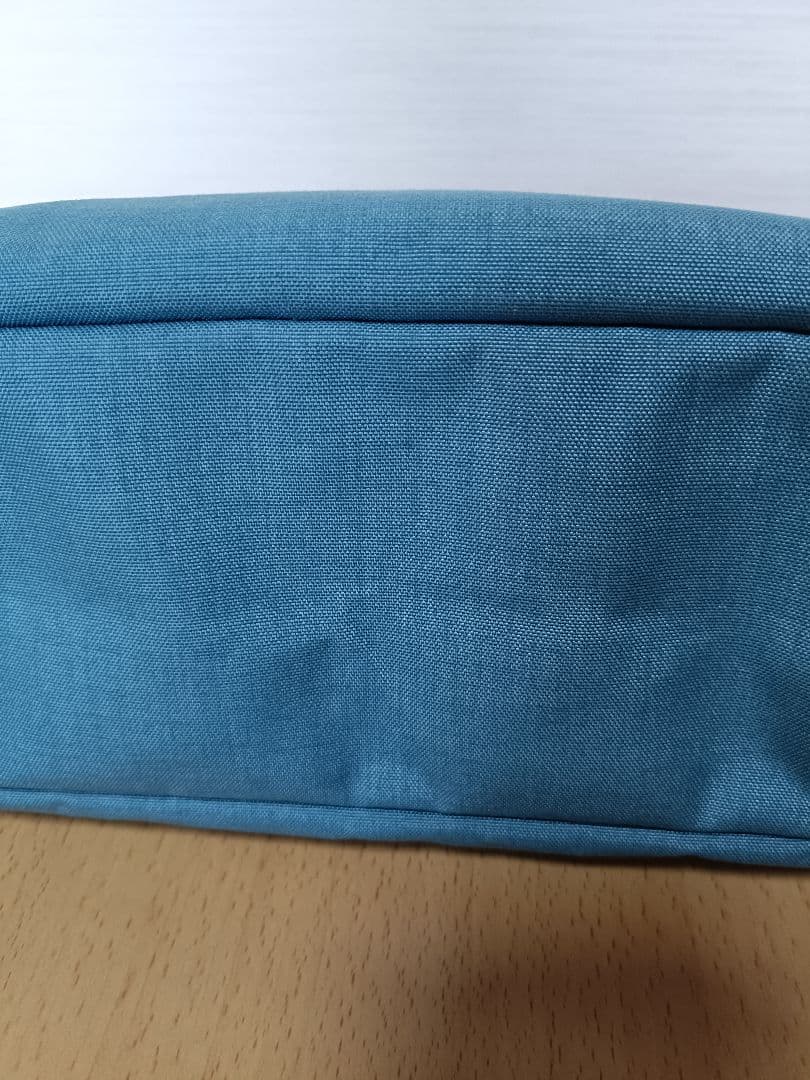 エルベシャプリエ　704C スクエアトートバッグ