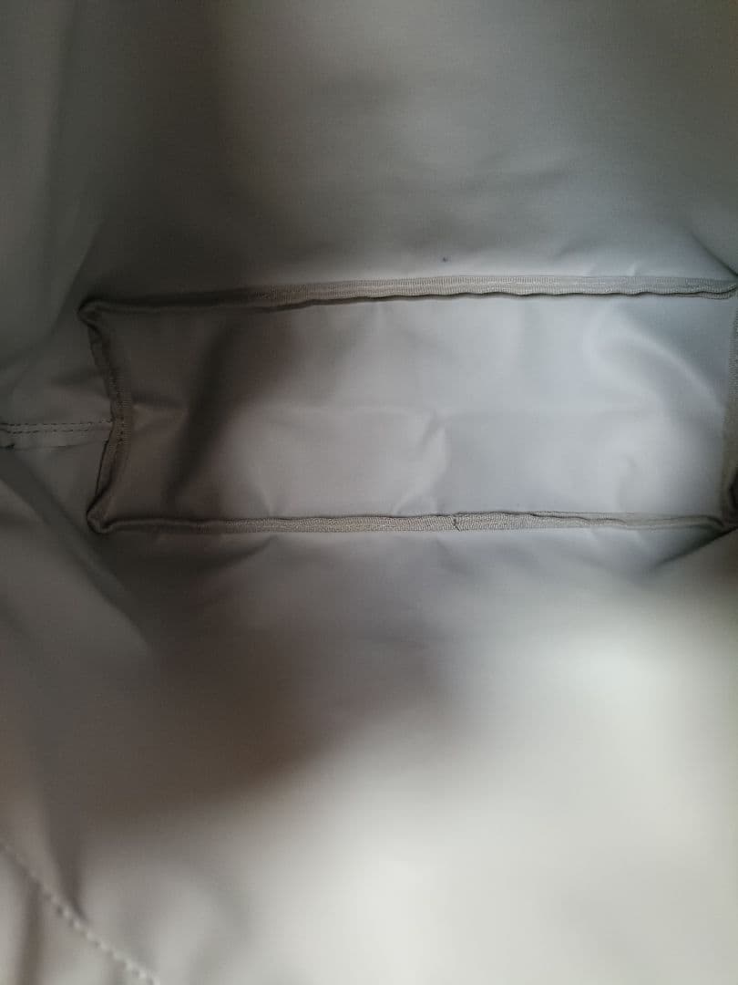 エルベシャプリエ　704C スクエアトートバッグ