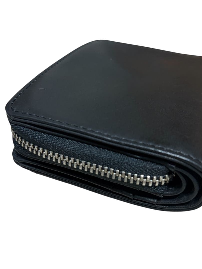 超希少　新品　perché（ペルケ）二つ折り財布　牛革　グラック
