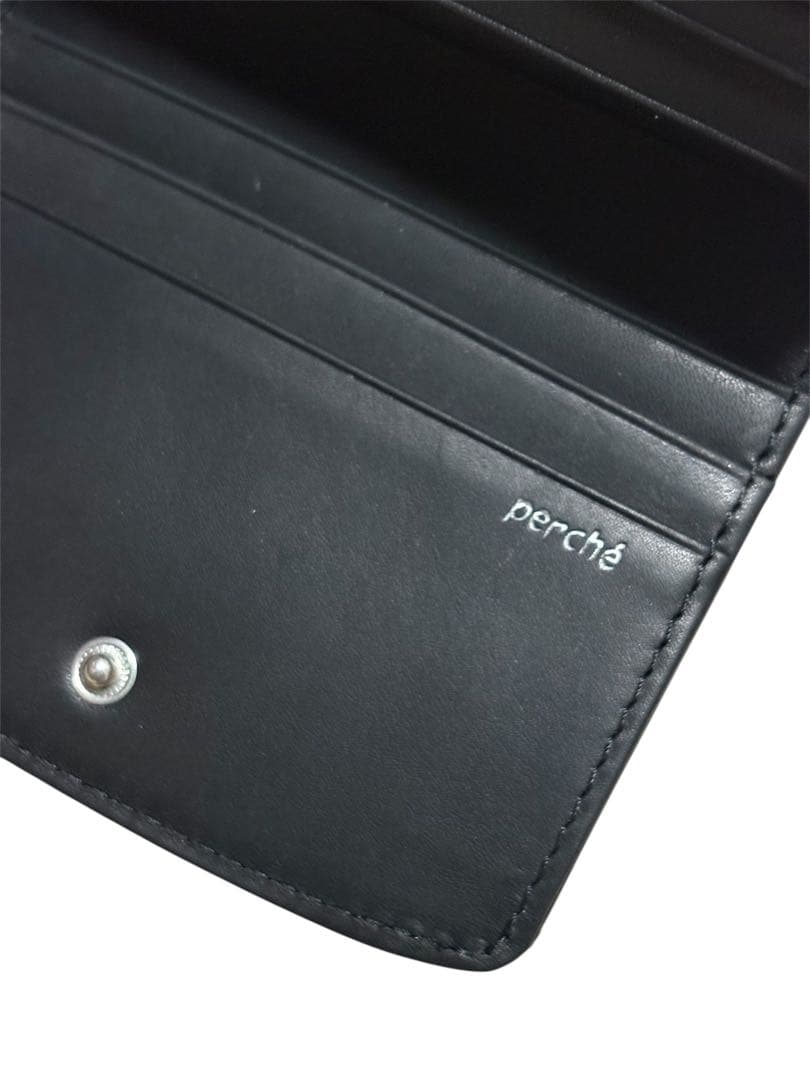 超希少　新品　perché（ペルケ）二つ折り財布　牛革　グラック