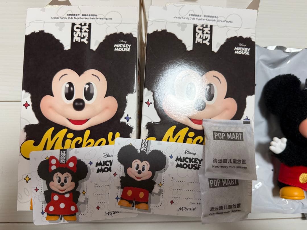 POP MART ミッキーファミリー　ミッキーとミニー