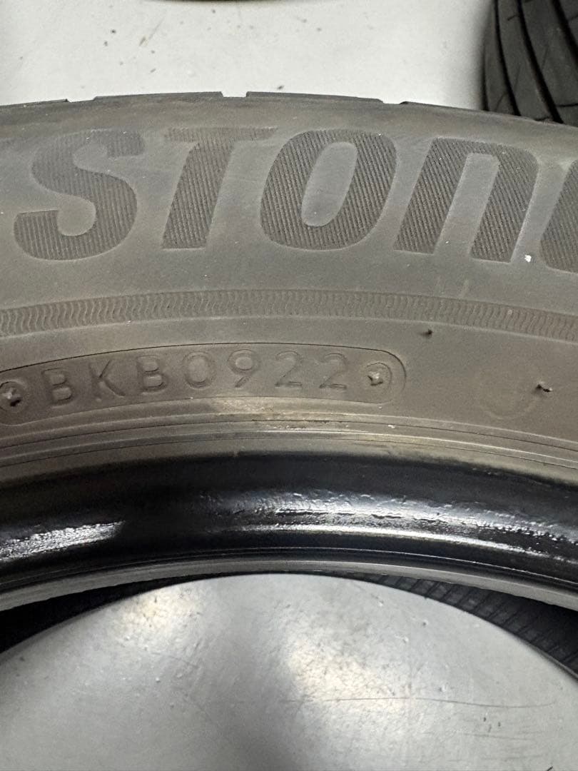 22年製造ブリヂストンプレイズ215/55 R17 4本セット