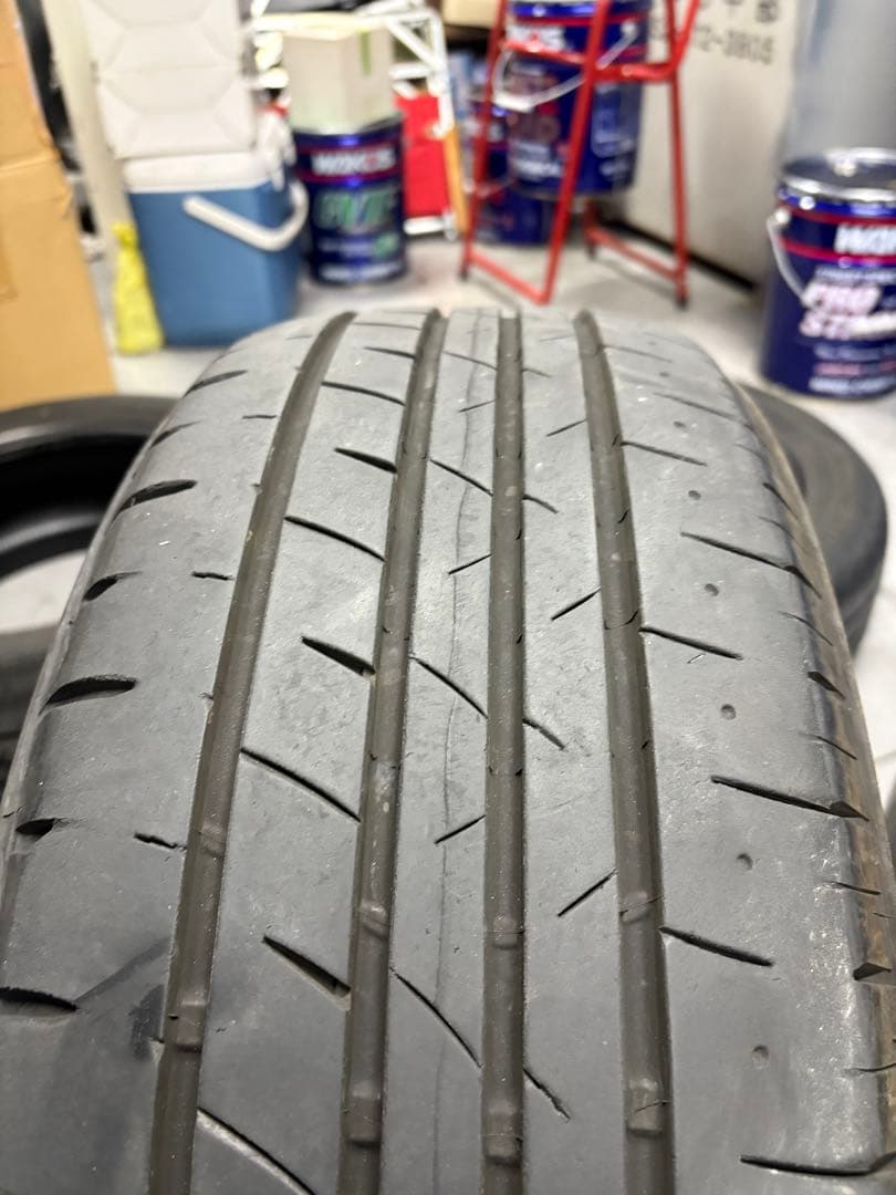 22年製造ブリヂストンプレイズ215/55 R17 4本セット
