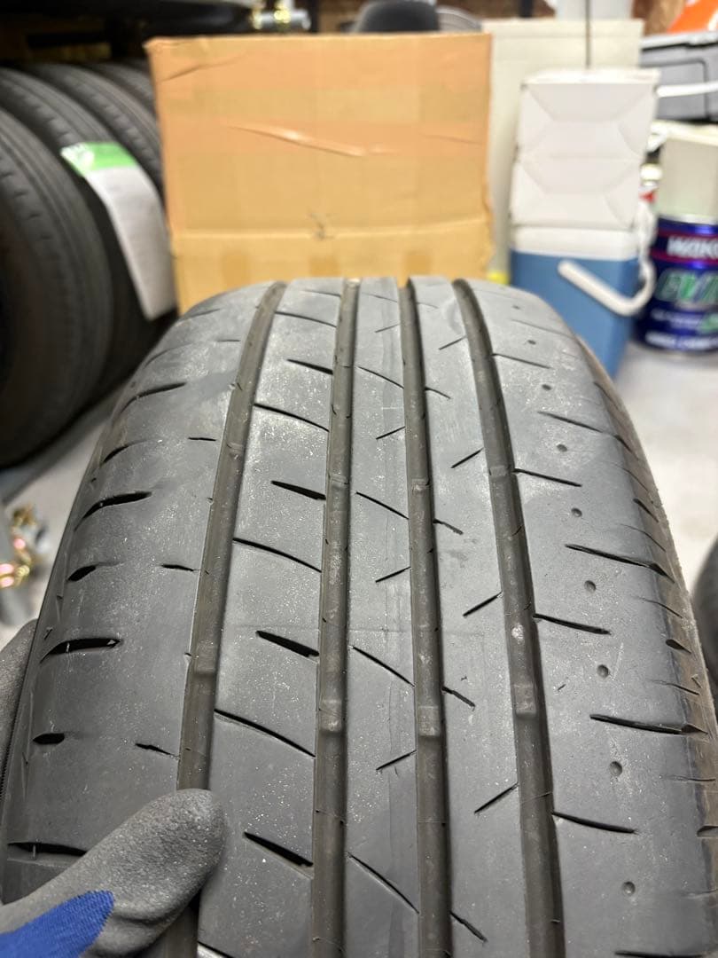 22年製造ブリヂストンプレイズ215/55 R17 4本セット