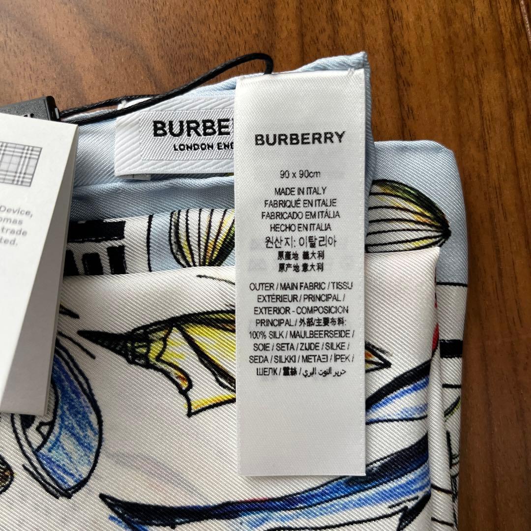 BURBERRY 大判シルクスカーフ　タグ付き未使用品　バーバリー