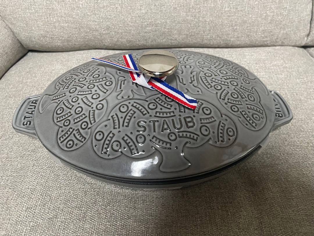 staub ミナペルホネン フォレストホットプレート　オーバル 23 cm