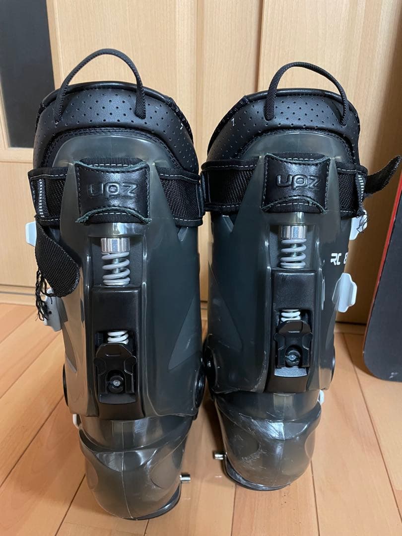 UPZ RC8 アルペンスノーボードブーツ