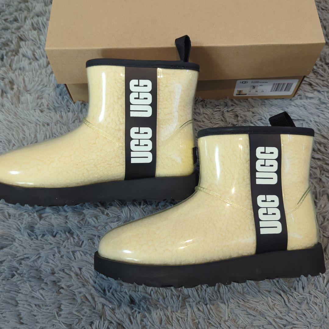 未使用　UGG 22cm　レインブーツ　スノーブーツ