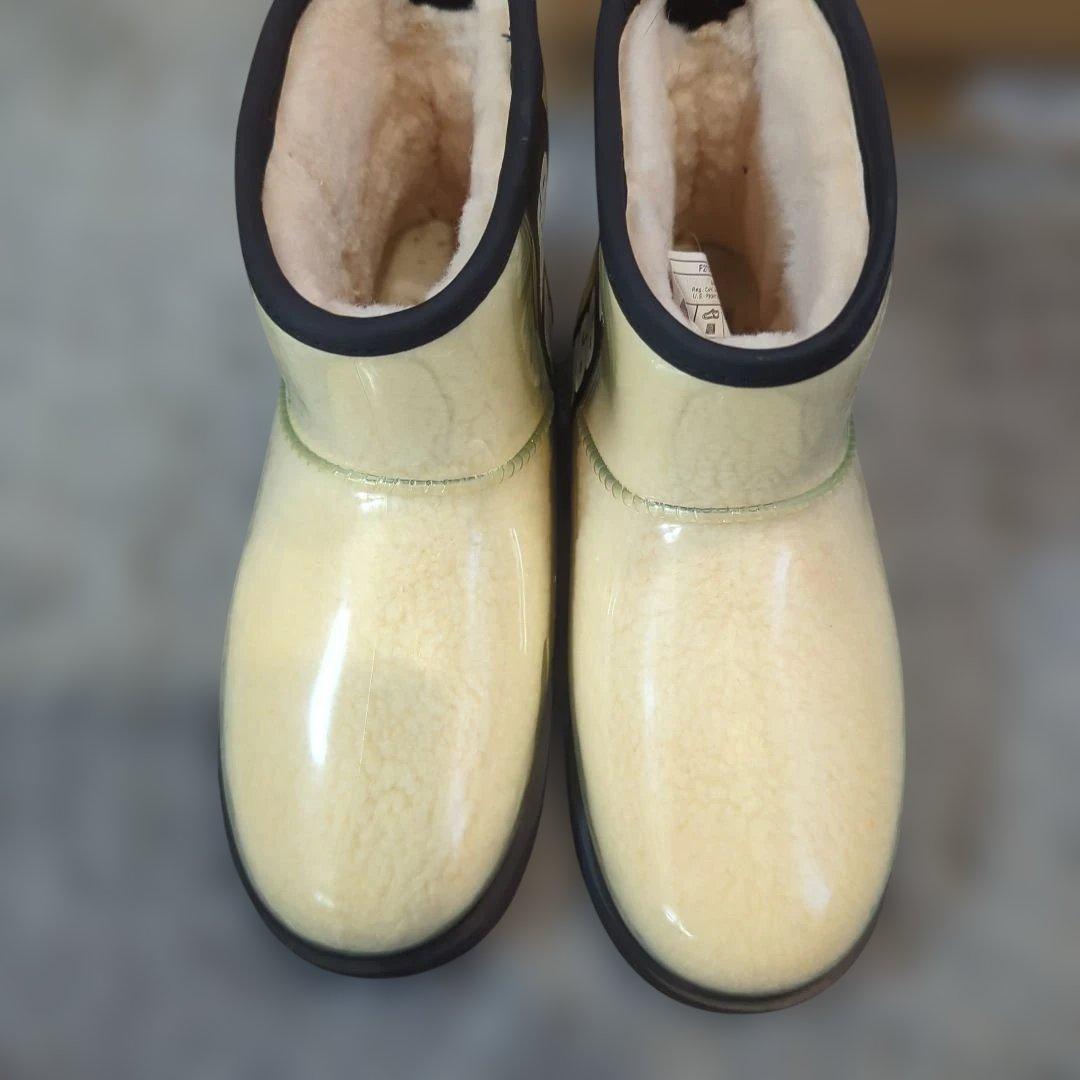 未使用　UGG 22cm　レインブーツ　スノーブーツ