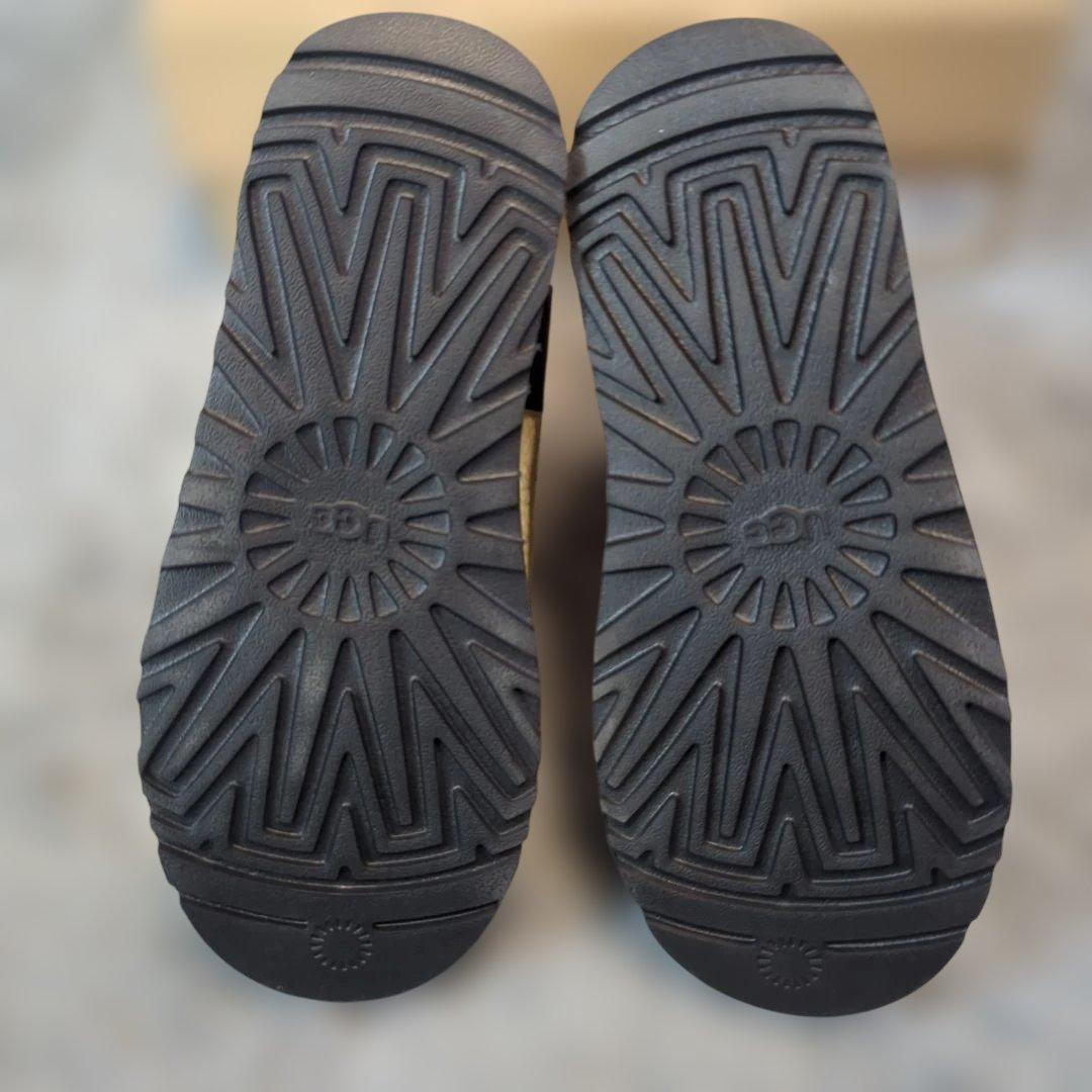 未使用　UGG 22cm　レインブーツ　スノーブーツ