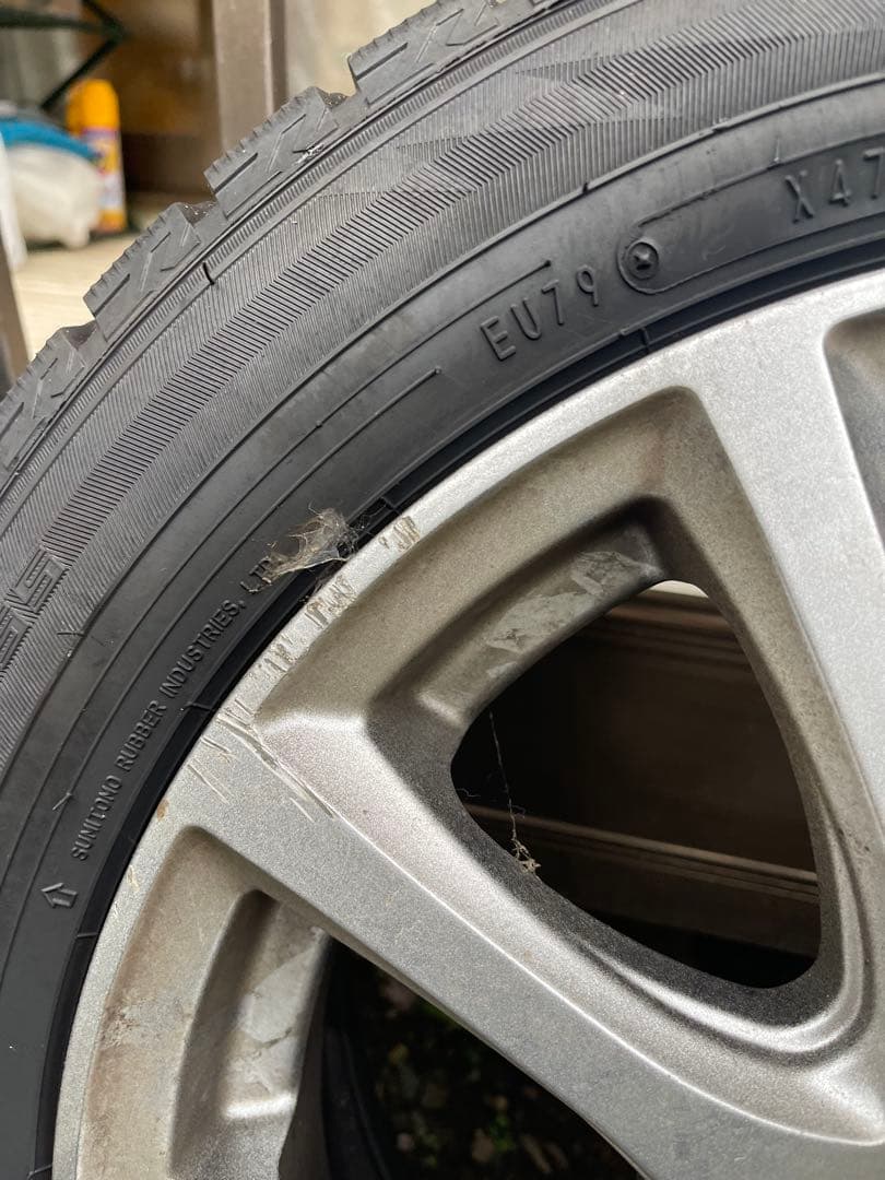 バリ山　DUNLOP スタッドレスタイヤ 175/60R15 手渡しのみ