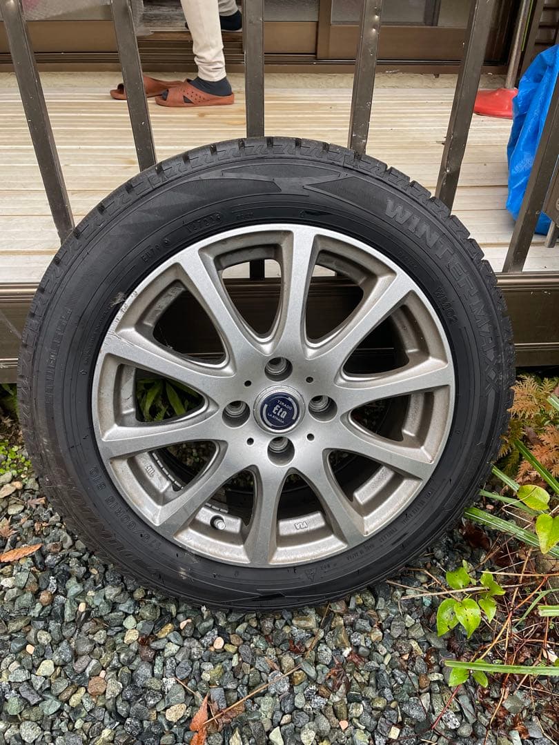 バリ山　DUNLOP スタッドレスタイヤ 175/60R15 手渡しのみ