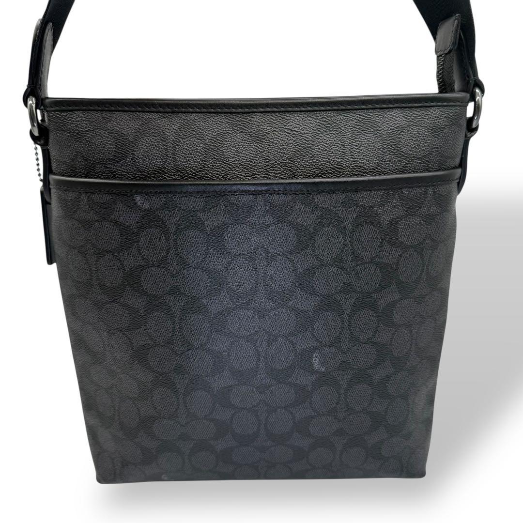 【美品】COACH コーチ メッセンジャーバッグ スリム PVC クロスボディ