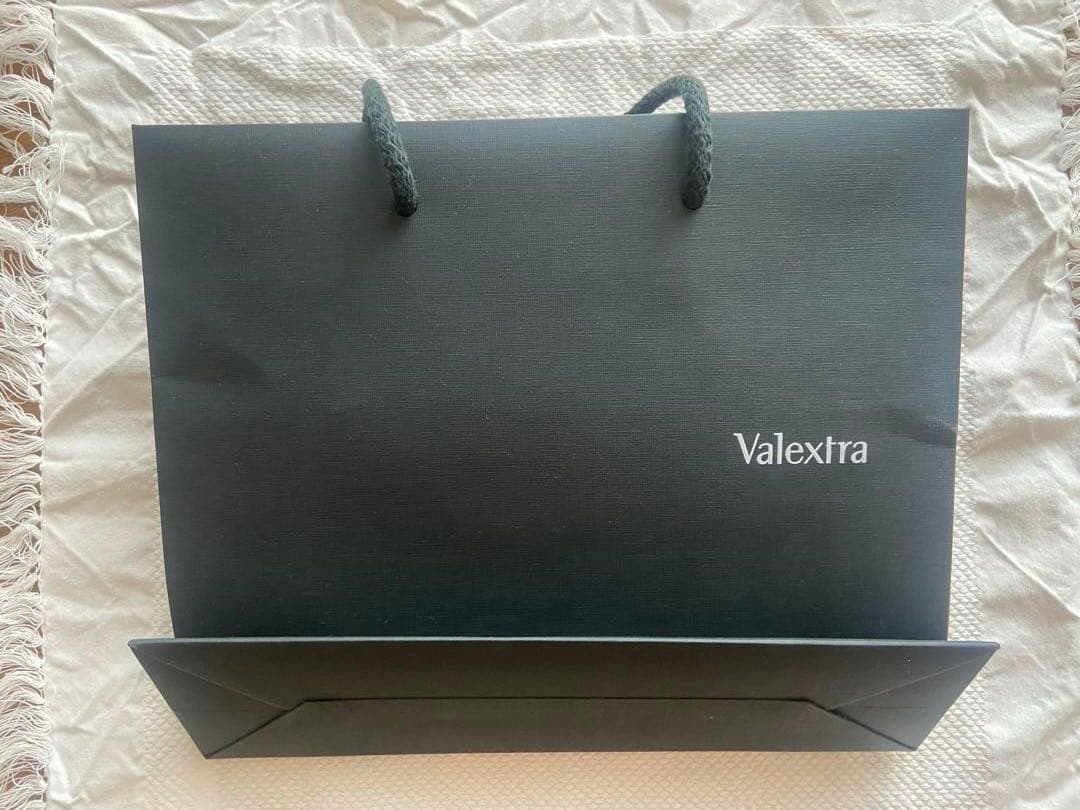 新品未使用　Valextra ブラック 長財布
