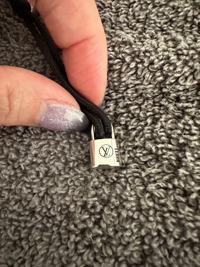 LOUIS VUITTON ブレスレット　シルバーロックイット