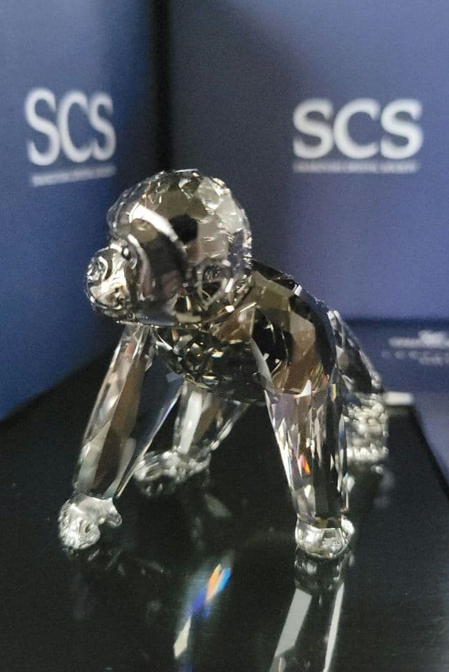 Swarovski　スワロフスキー　ゴリラの赤ちゃん　オリジナルボックス付き