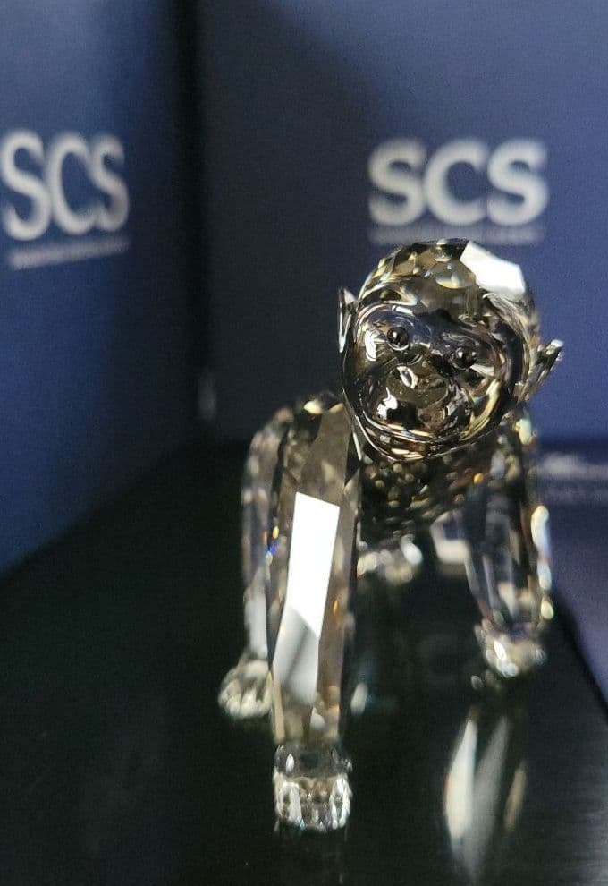 Swarovski　スワロフスキー　ゴリラの赤ちゃん　オリジナルボックス付き