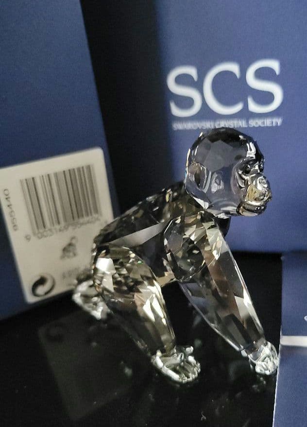 Swarovski　スワロフスキー　ゴリラの赤ちゃん　オリジナルボックス付き