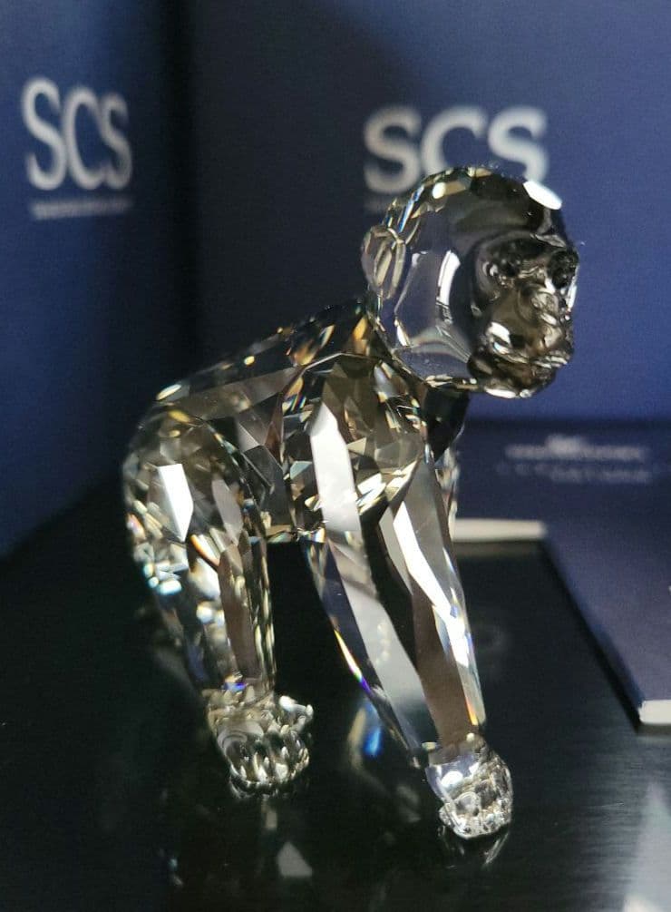 Swarovski　スワロフスキー　ゴリラの赤ちゃん　オリジナルボックス付き